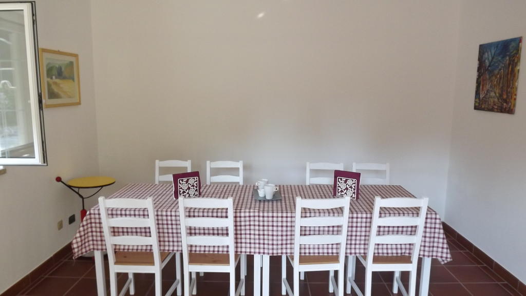 Villa Apollonia B&B โมโนโปลี ภายนอก รูปภาพ