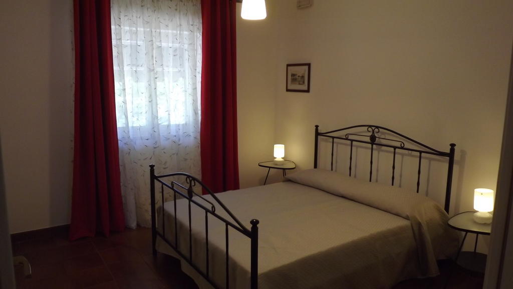 Villa Apollonia B&B โมโนโปลี ห้อง รูปภาพ